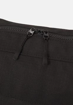 Zign Umhängetasche - Black -Zign 75d7f6616d114ed7b4343eeede62e87a