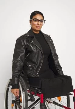 Zign ADAPTIVE PERKIN AUSSCHNITT BASIC MINI STRICKKLEID - Strickkleid - Black 13 Zign ADAPTIVE PERKIN AUSSCHNITT BASIC MINI STRICKKLEID - Strickkleid - Black -Zign dc1a9efeff7b47299abf86a95af59d8a